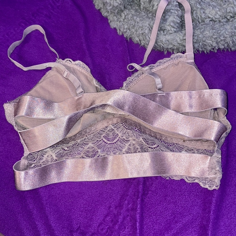 Purple laced bra - Picture 2 of 3
